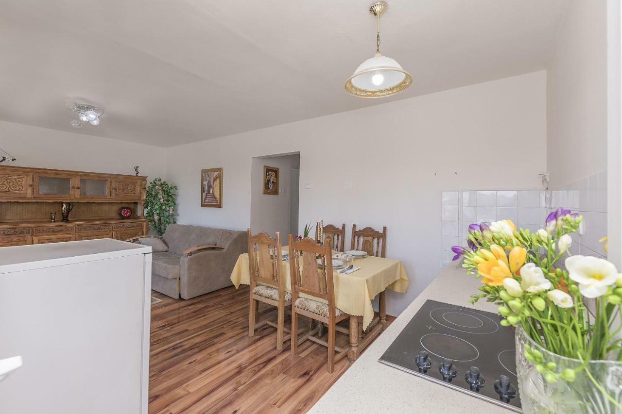 Apartment Nansy Omiš Cameră foto